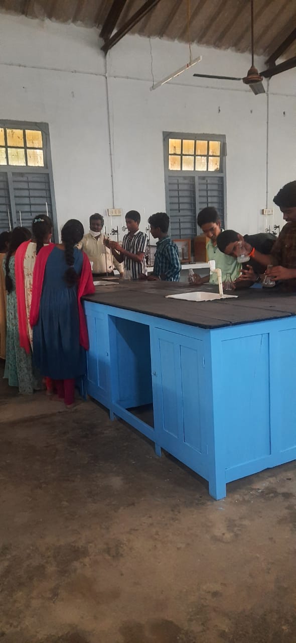 CHEMISTRY LAB